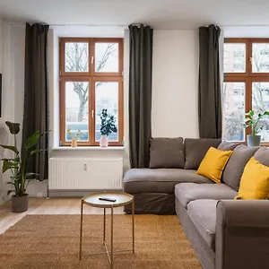 Komm Rein Und Fuehle Dich Zu Hause Direkt Nahe Der Altstadt Spandau Und Am Wasser Apartment